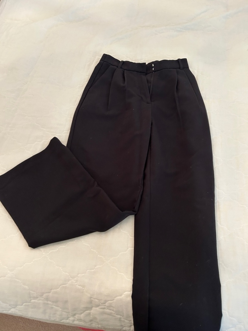 Abercrombie & Fitch Black Pleated High-Waist Trousers
